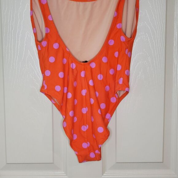 J Crew Plunging Scoopback One-Piece Swimsuit Size 6 - Picture 6 of 9